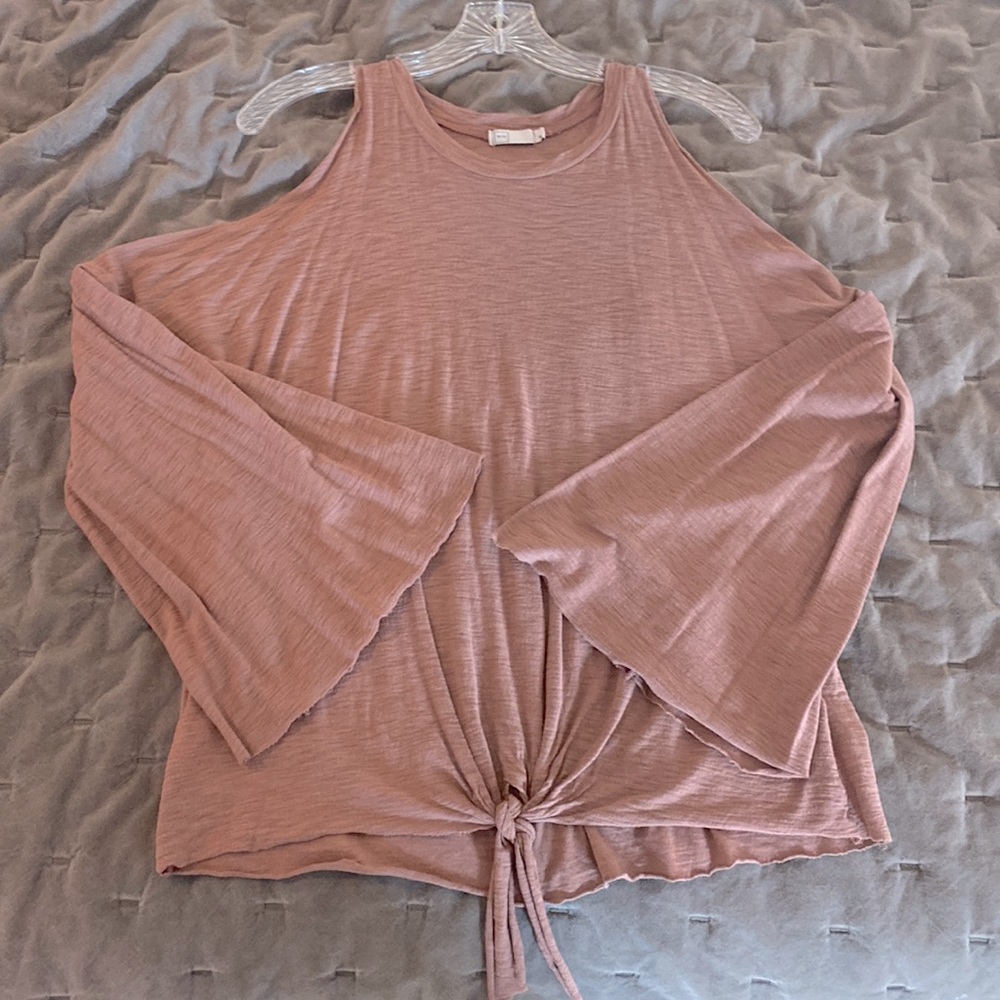 Women’s M Off Shoulder Front Knot Long Sleeve Shirt